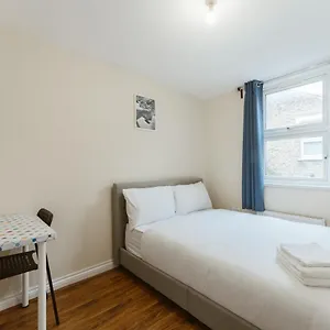 Auberge de jeunesse Mile End 57a
